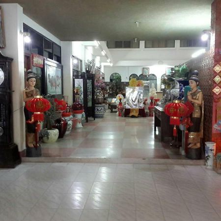 Thairungruang Hotel Surat Thani Exterior foto