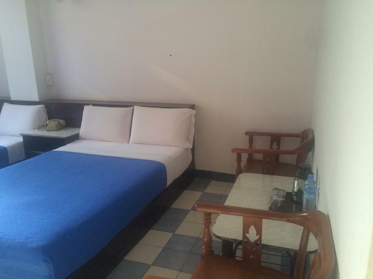 Thairungruang Hotel Surat Thani Exterior foto